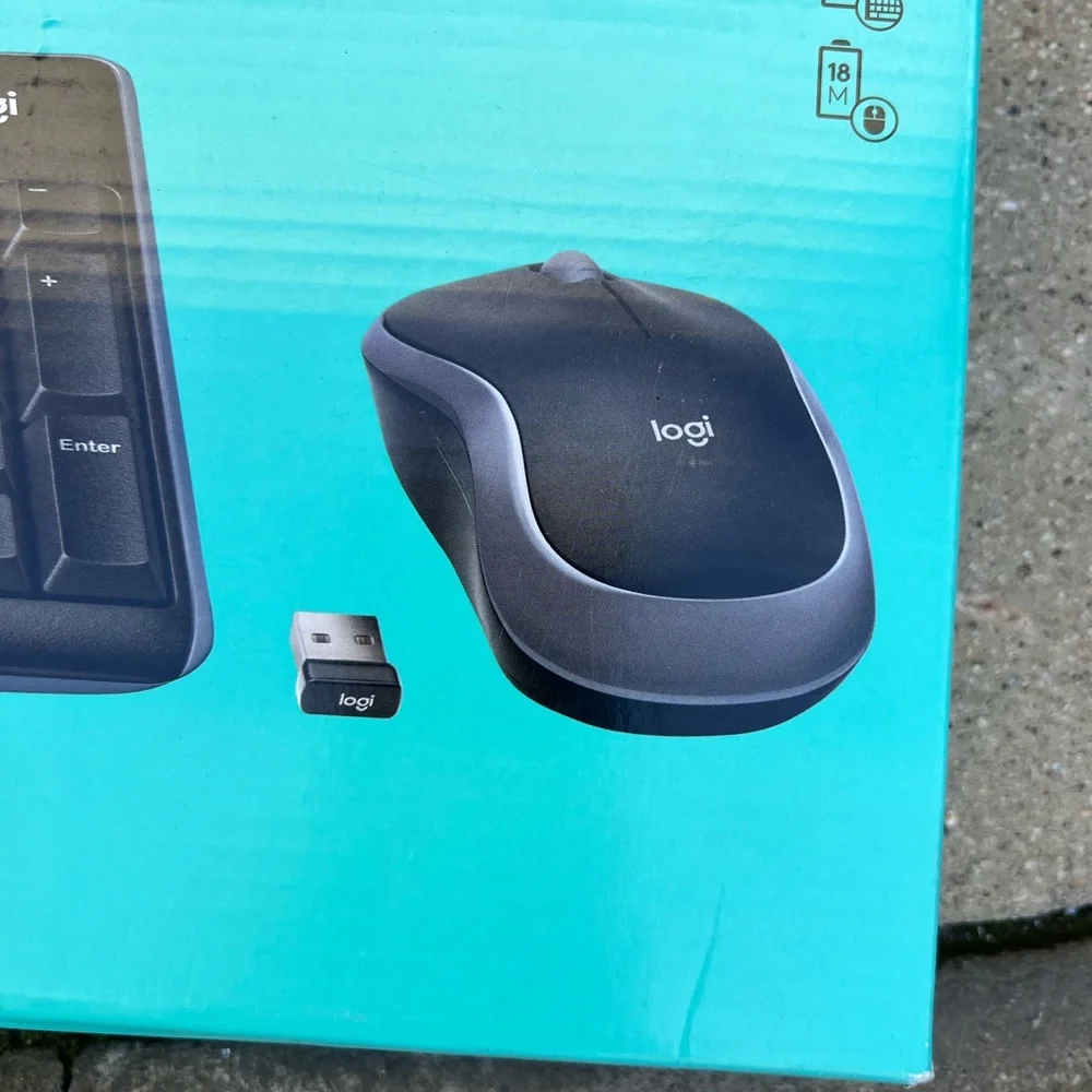 Logitech Wireless Keyboard and Mouse Combo - Blue